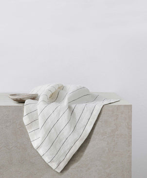 files/13-Napkins-Pencil-Stripe.jpg