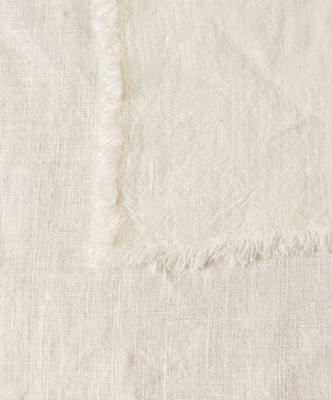 files/24-Napkins-Fia-Ivory-02_e2a580b1-9e13-4b0e-bd5a-79da248868e5.jpg