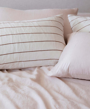 files/Flat-Blush-04_305083a1-dd48-4c9d-b5d7-9b3c52fb9640.jpg
