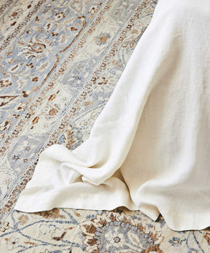files/Heavyweight-Bedcover-Ivory-04.jpg