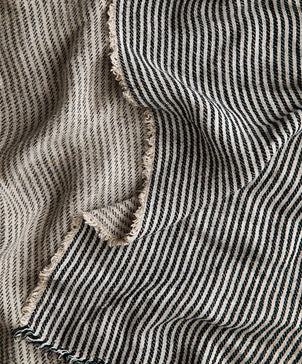 files/Mira-Throw-Ellis-04.jpg