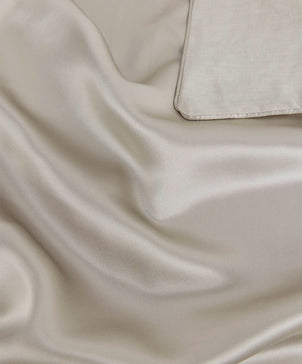 files/Smoke-Fabric_20ae8e1d-c152-41e6-a2fd-1dac7d10a00d.jpg