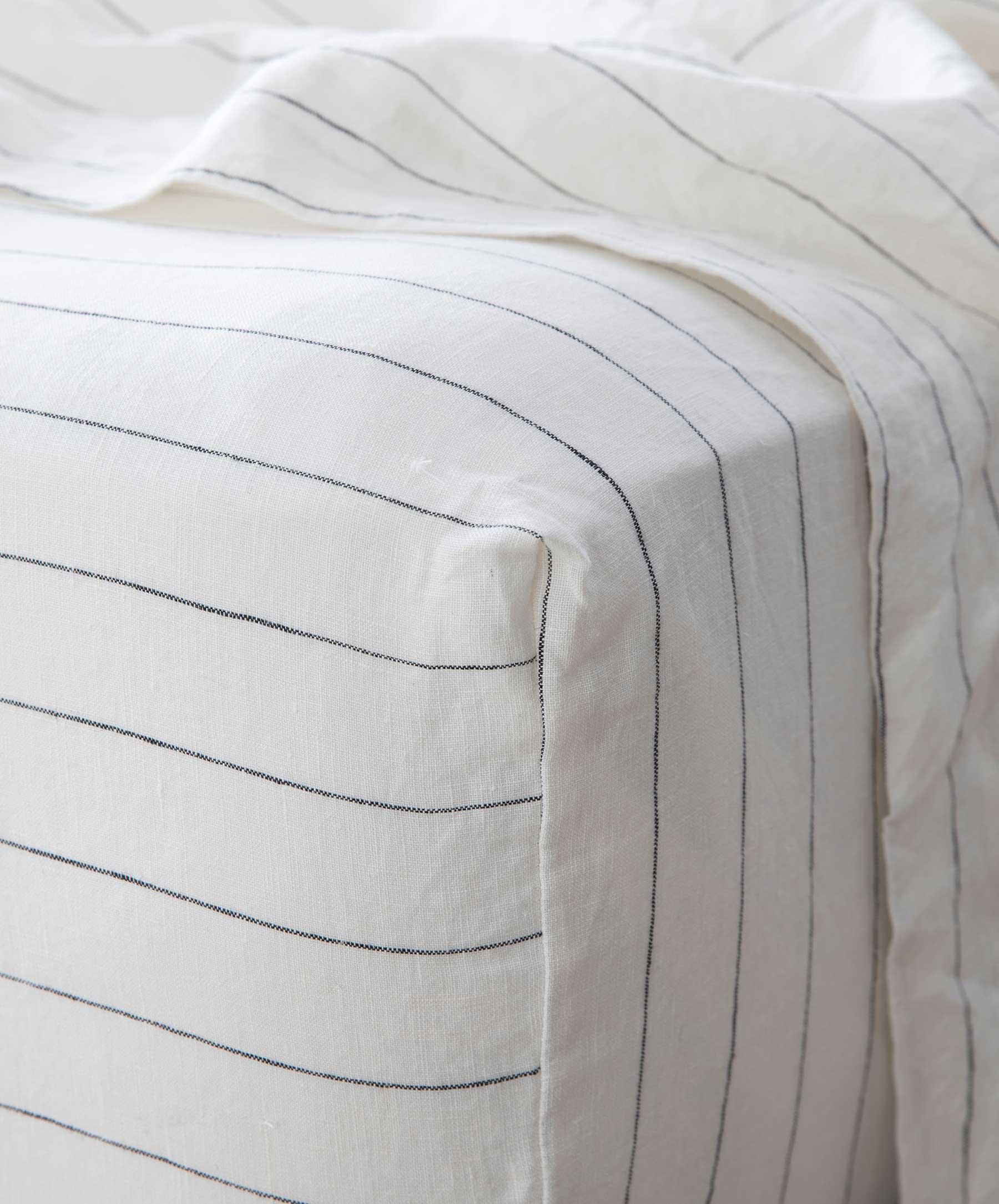 Linen Fitted Sheet - Pencil Stripe (Queen)