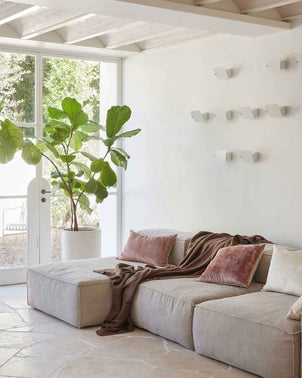 files/14-Talik-Dusk-Cushion-04_1.jpg