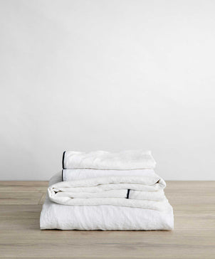 files/16-Sheet-Set-Piped-White.jpg