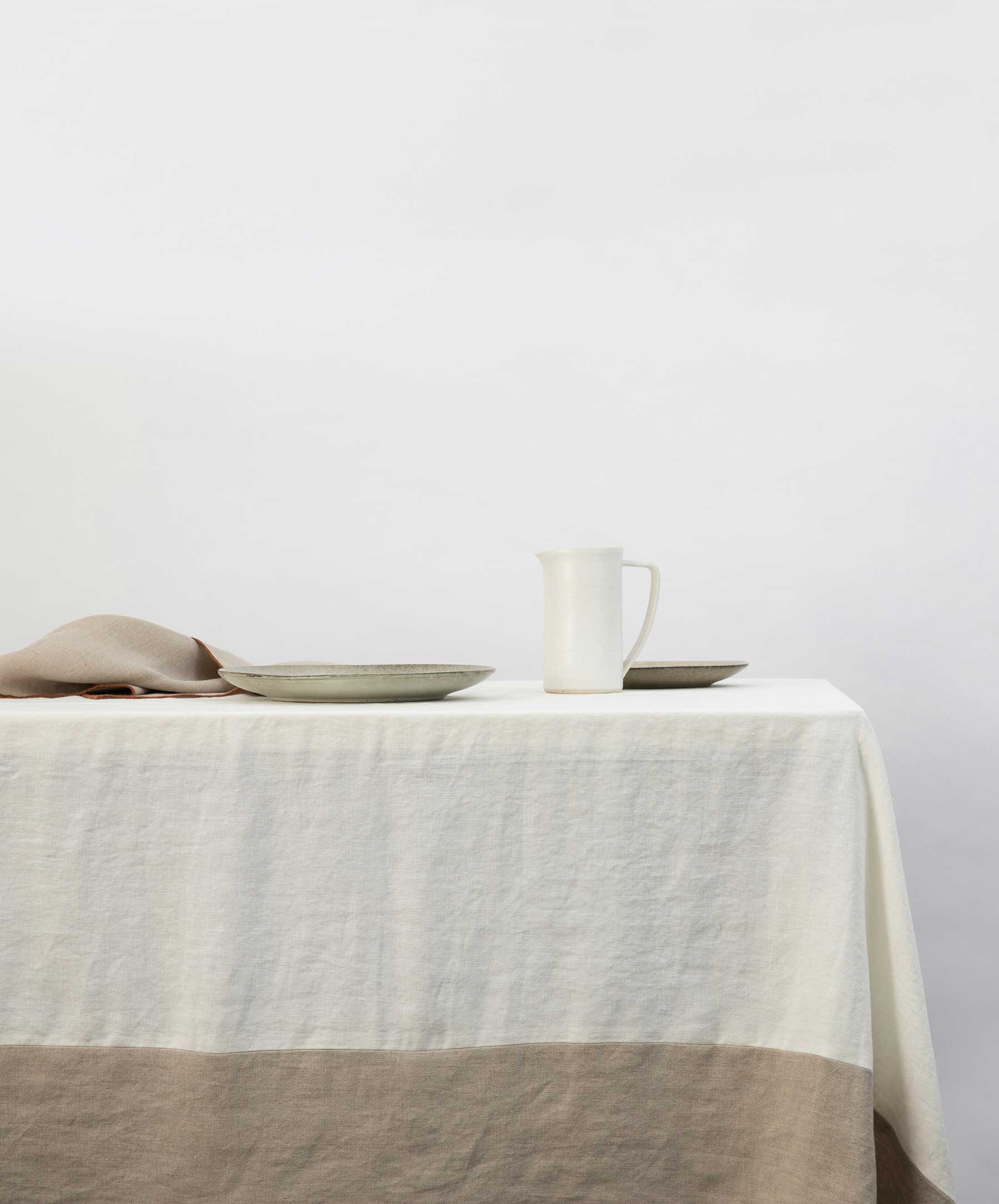 Cultiver Cara Panel Tablecloth
