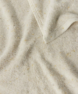 files/19-Speckle-Towel-Closeup_dd0e9cb4-0a5a-49c9-a092-a7c0ec39ae87.jpg