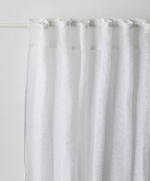files/2-Curtain-White_ca19edb7-307b-4576-befa-11f664c7b8cd.jpg