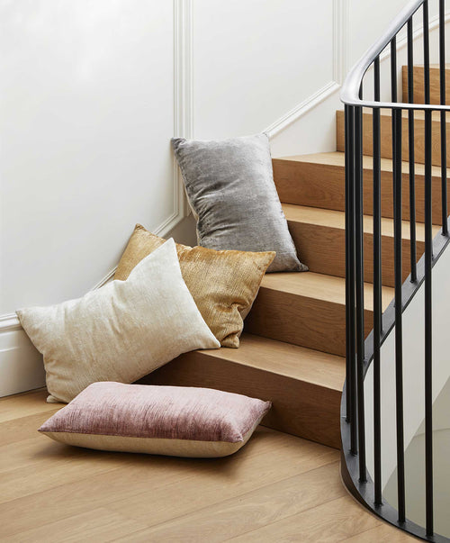 ミュージシャン BICOLOR VELOR CUSHION COVER Talik Velvet Rectangular Cushion Cover - Bronze | CULTIVER - USA