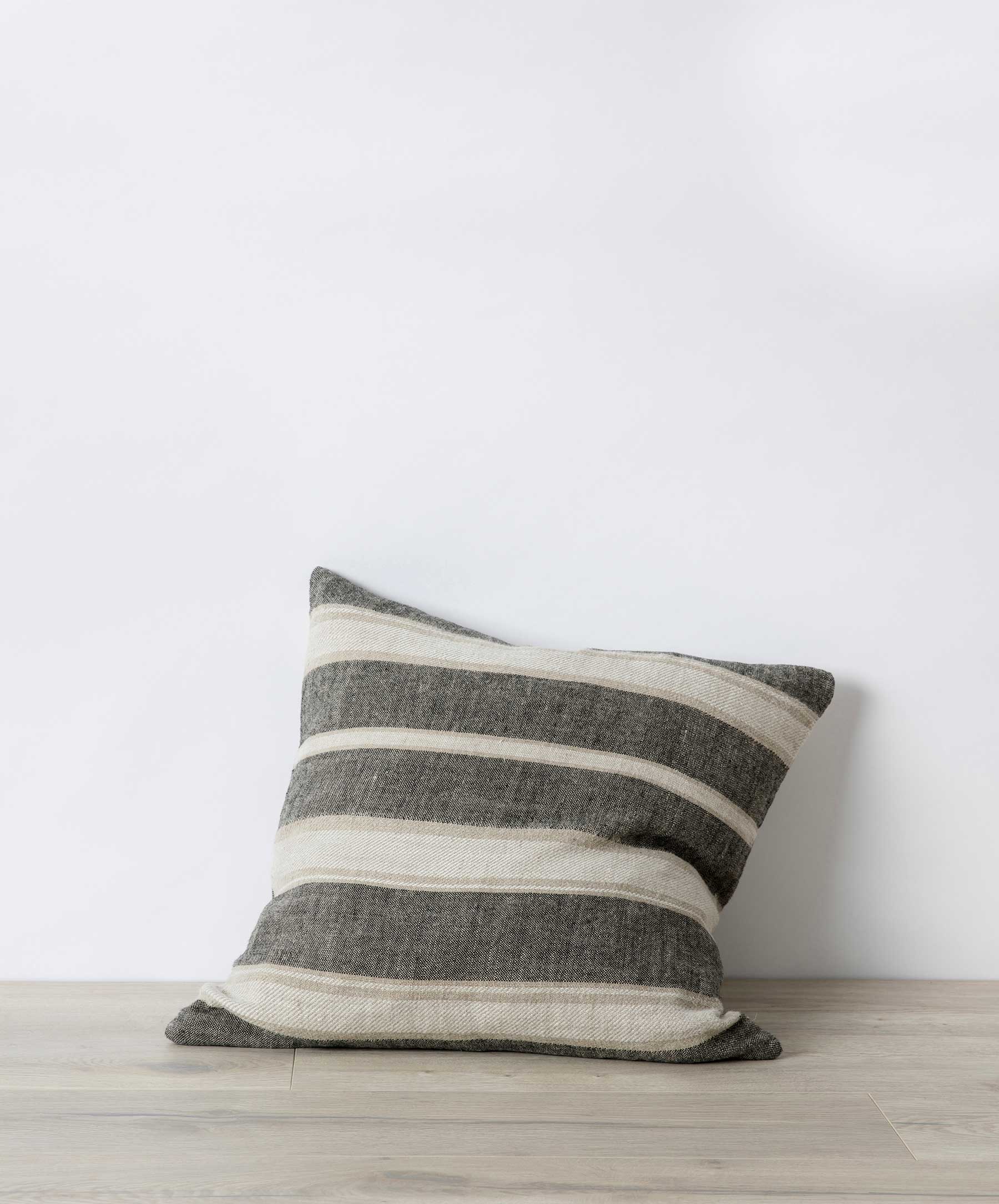 Mira Linen Cushion Cover