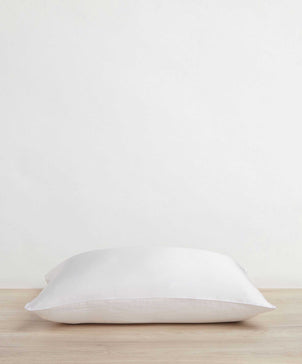 files/7-Silk-Pillowcases-White-01.jpg