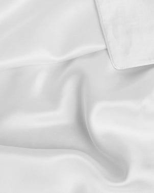 files/9-Silk-Pillowcases-White-03_1.jpg
