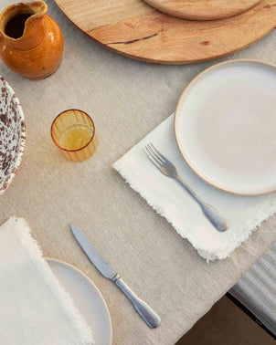 files/CULTIVER-Fia-Napkin-White-01_a9ab10a0-b028-4a72-8931-b16312ffab20_2_1.jpg