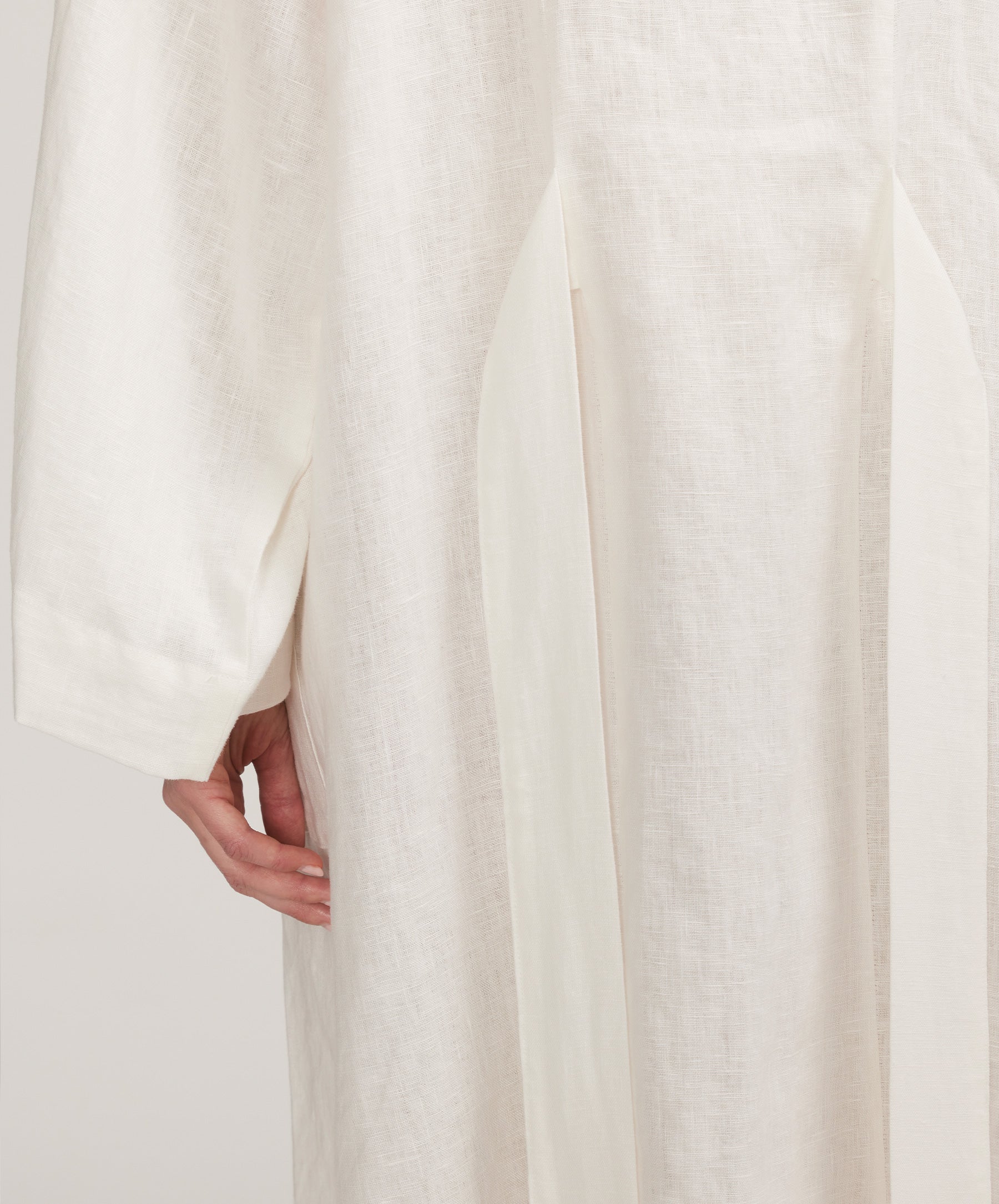 Linen Robe - Ivory | CULTIVER - USA 