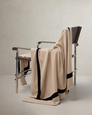 files/Cashmere-Throw-Aria-02_27d0e5c1-c918-45e9-91ff-12a246b5d68f.jpg