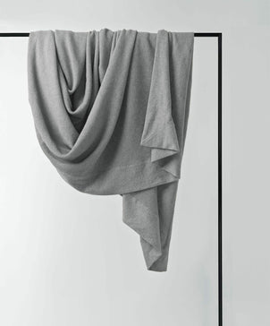 files/Cashmere-Throw-Fog-01.jpg