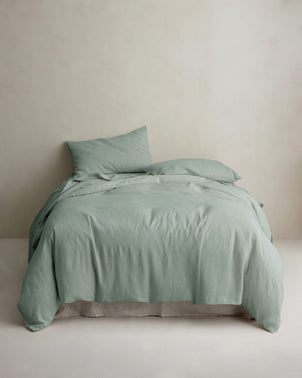 files/Duvet-Set-SAGE-Styled-on-Bed-3.jpg