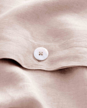 files/Duvet_Cover_BLUSH_Button_Detail_2.jpg
