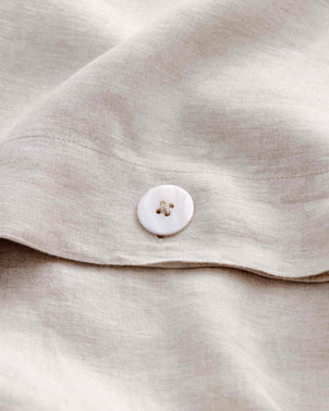 files/Duvet_Cover_SMOKE_Button_Detail_4.jpg