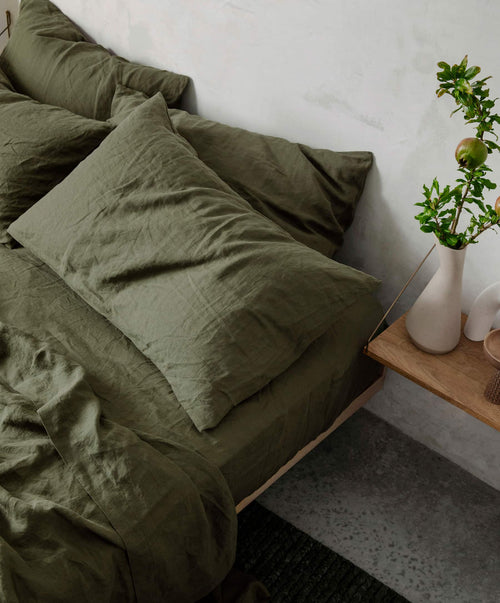 Linen Fitted Sheet - Forest | CULTIVER - USA