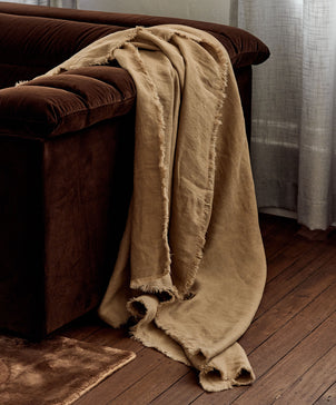 files/Freya-Throw-Biscuit-UPDATED-01.jpg