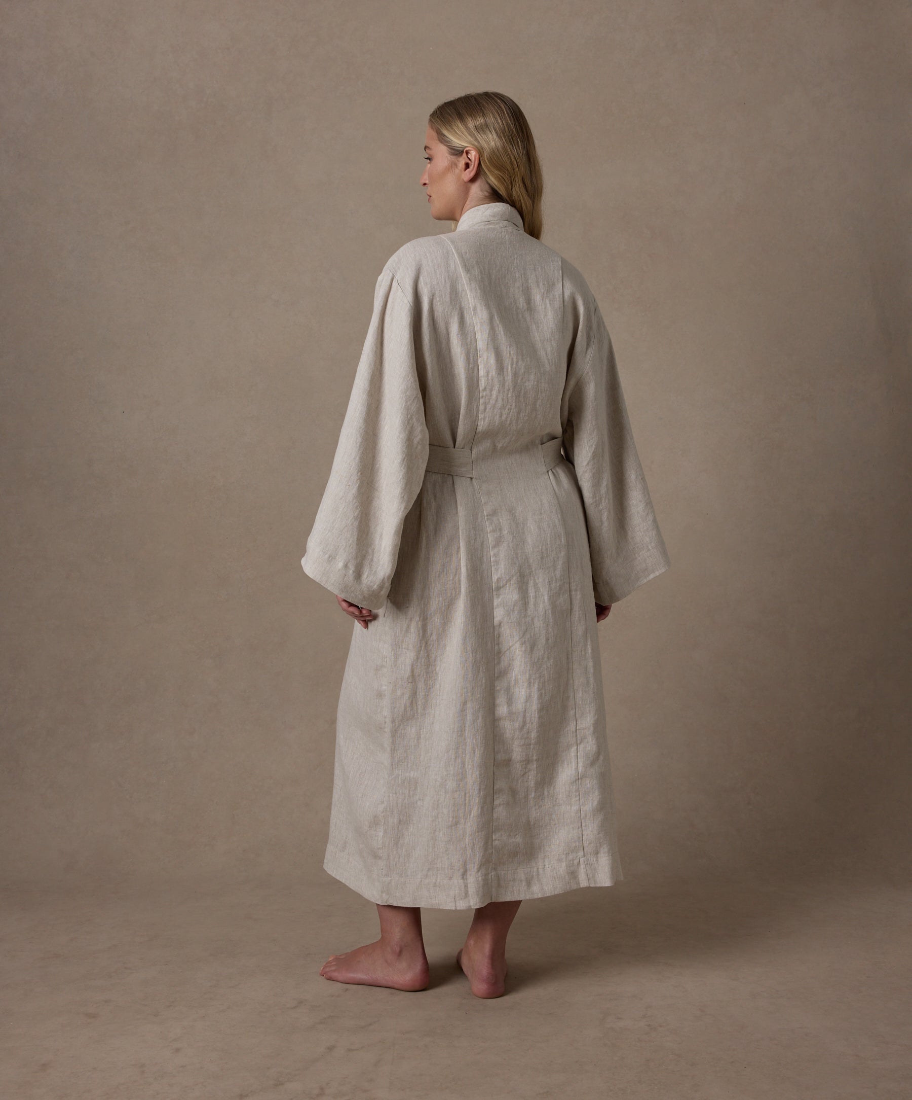 Linen Robe Edition II - Natural | CULTIVER - USA