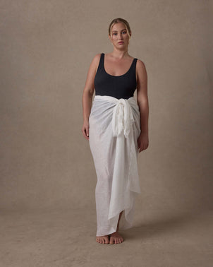files/Pareo-White-01_0be49e51-5b64-458f-a980-ba7a68c3fa19.jpg