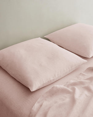 files/Pillowcases_Euro_BLUSH_Styled_on_Bed.jpg