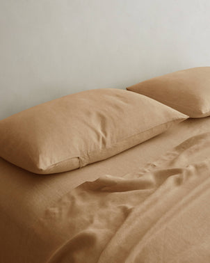 files/Pillowcases_Natural_Styled_on_Bed_1.jpg