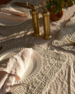files/Placemat_Ivory.jpg