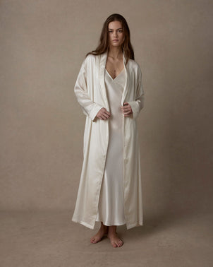 files/Silk-Robe-Ivory-06_02ba6b51-2b50-4db9-9987-2bb58125692a.jpg