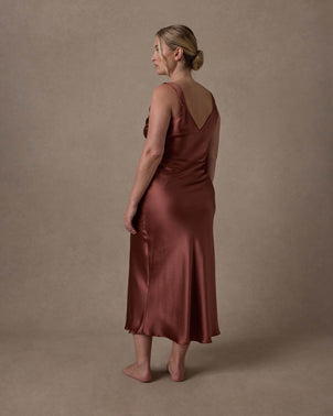 files/Silk-Slip-Cinnabar-06_6e1d2097-561c-4b3e-9278-76177c409bf3.jpg