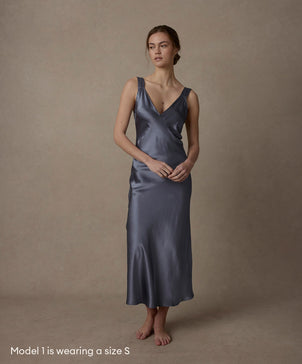 files/Silk-Slip-Steel-Blue-03_9adfb3a9-ec91-435a-9ec1-5d1c175a9284.jpg