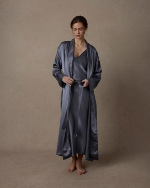 files/Silk-Slip-Steel-Blue-06_4ec1d9ff-e7d2-4a25-b634-08ad4e4f8099.jpg