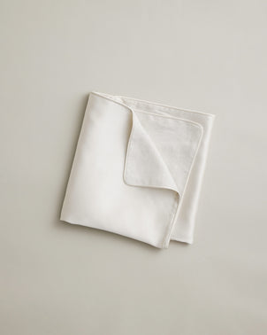 files/SilkLinenFlipPillowcaseIVORYFoldedOverhead.jpg