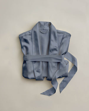 files/SilkRobeSTEELEBLUEFolded.jpg