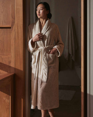 Woven speckle cotton robe by CULTIVER, shown hanging open with a relaxed fit, soft texture, and casual style.