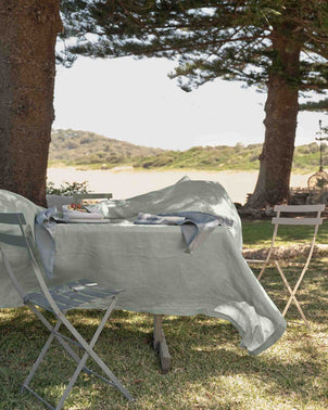files/Tablecloth-Sage-02_a2eeeef8-0142-4a5e-990d-29f8e1fefc22.jpg
