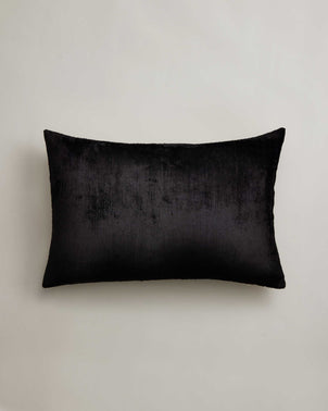 files/Talik_Cushion_Cover_Rectangle_Jet.jpg
