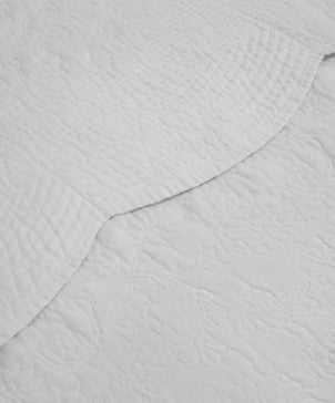files/White_Willow_detail_web.jpg