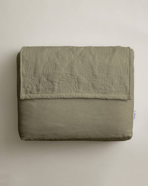 files/WillowEmbroideredQuiltPUTTYCover.jpg