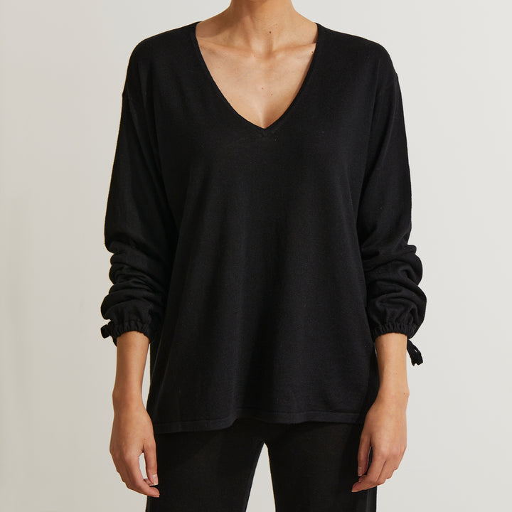 Ada Long Sleeve Knitted Top in Black