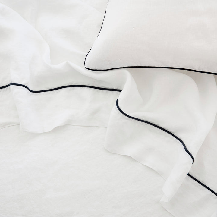 Piped Linen Flat Sheet - White and Navy- CULTIVER- USA