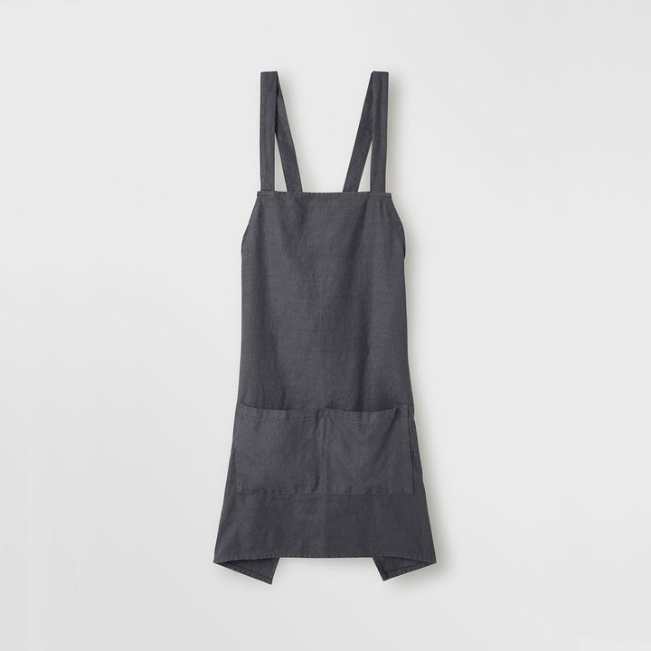 The front of the Jude Linen Apron in Slate
