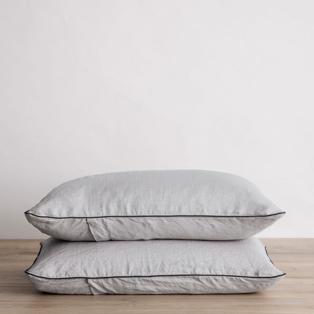 Set of 2 Piped Linen Pillowcases - Smoke Gray and Slate
